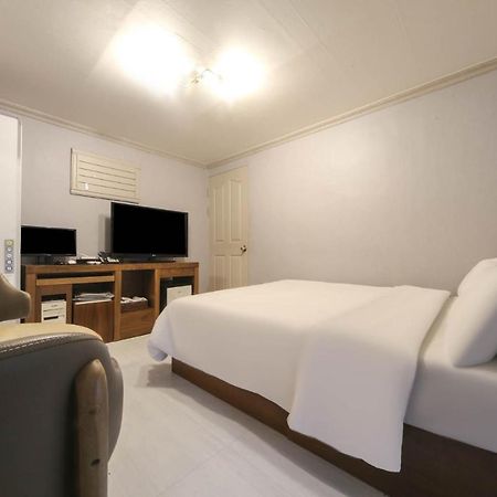 Goodstay Grand Motel Chuncheon Dış mekan fotoğraf