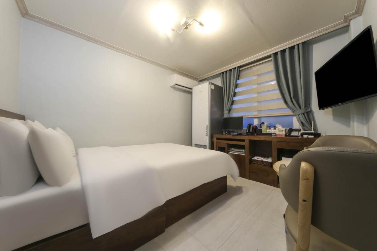 Goodstay Grand Motel Chuncheon Dış mekan fotoğraf