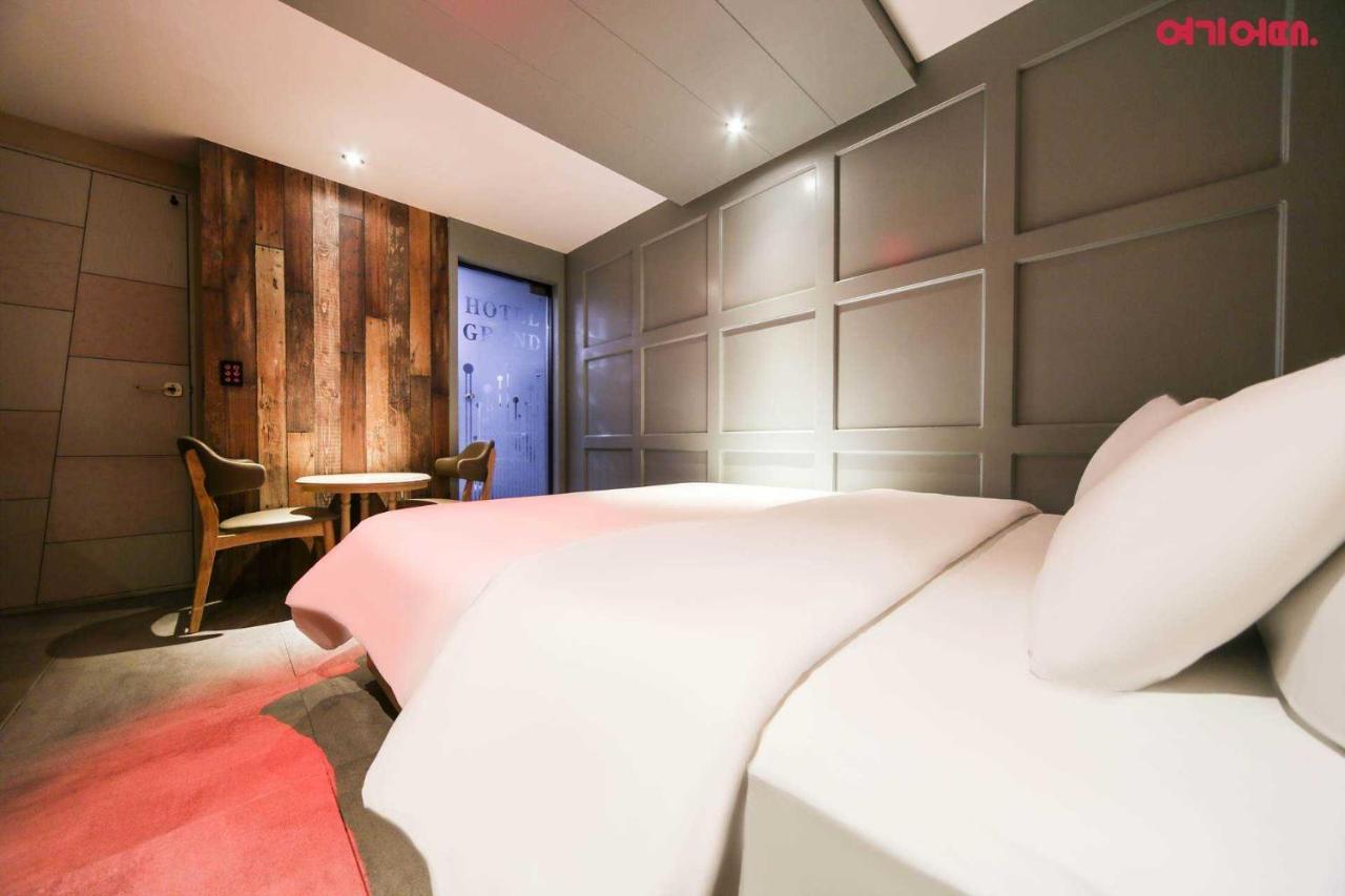 Goodstay Grand Motel Chuncheon Dış mekan fotoğraf